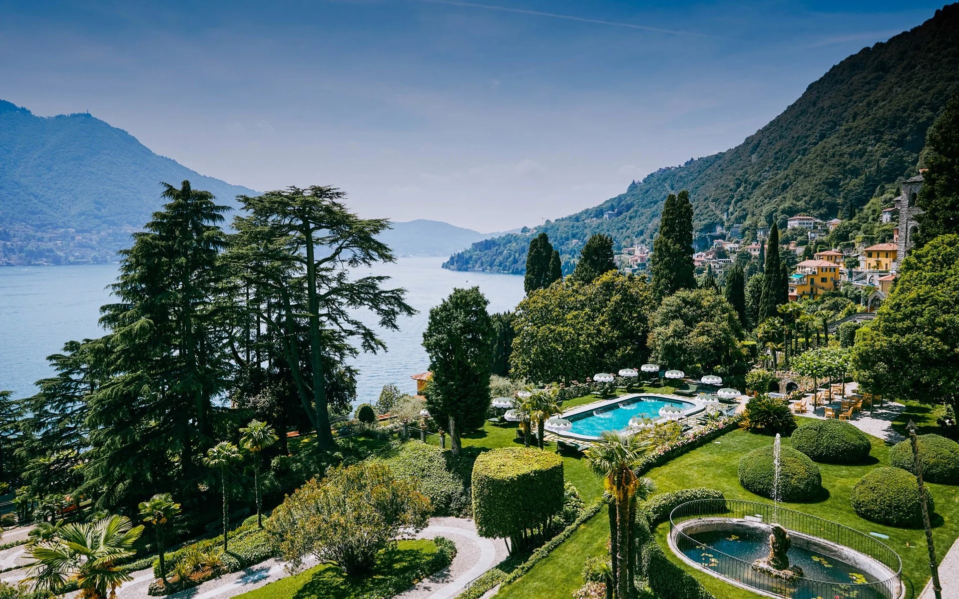 Photo of The Renaissance at Lake Como.  From Villa Passalacqua to Valentina de Santis: The New York Times, Australian Poem