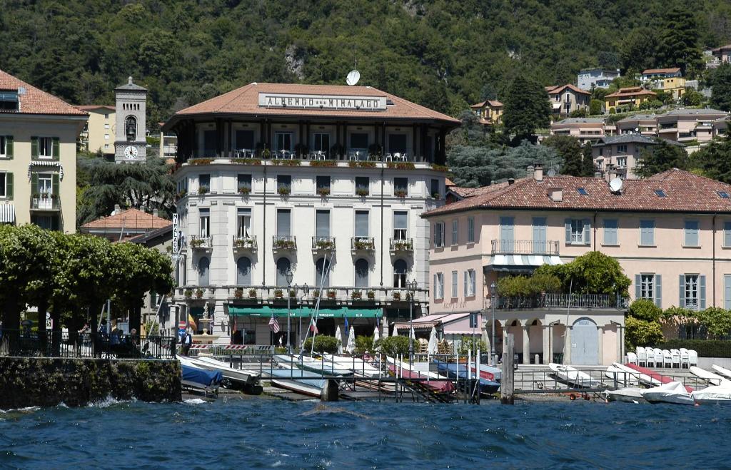 Lago Como, Villa d'Este comprou o lendário hotel Miralago em Cernobbio.  o que está acontecendo agora