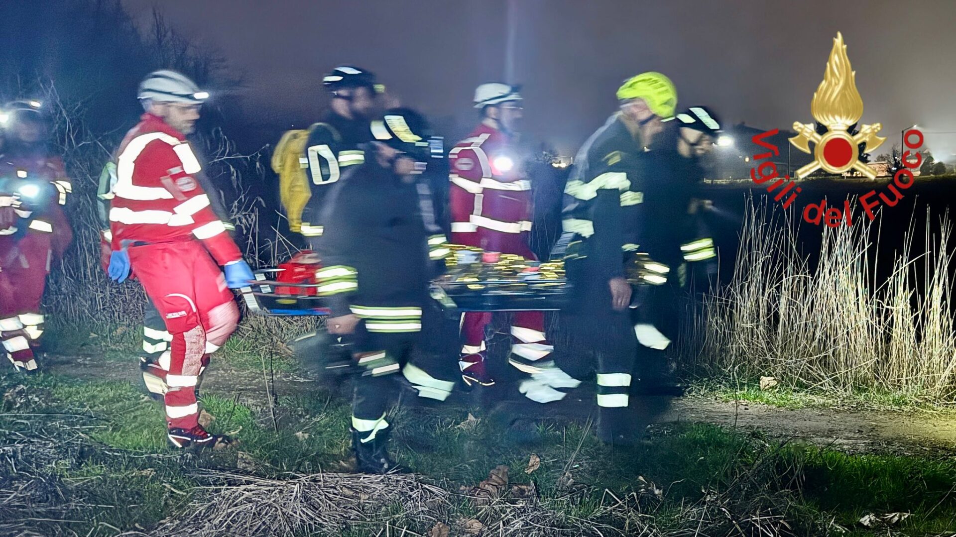 Cade nel bosco con la bici: soccorso e trasportato in barella per mezzo ...