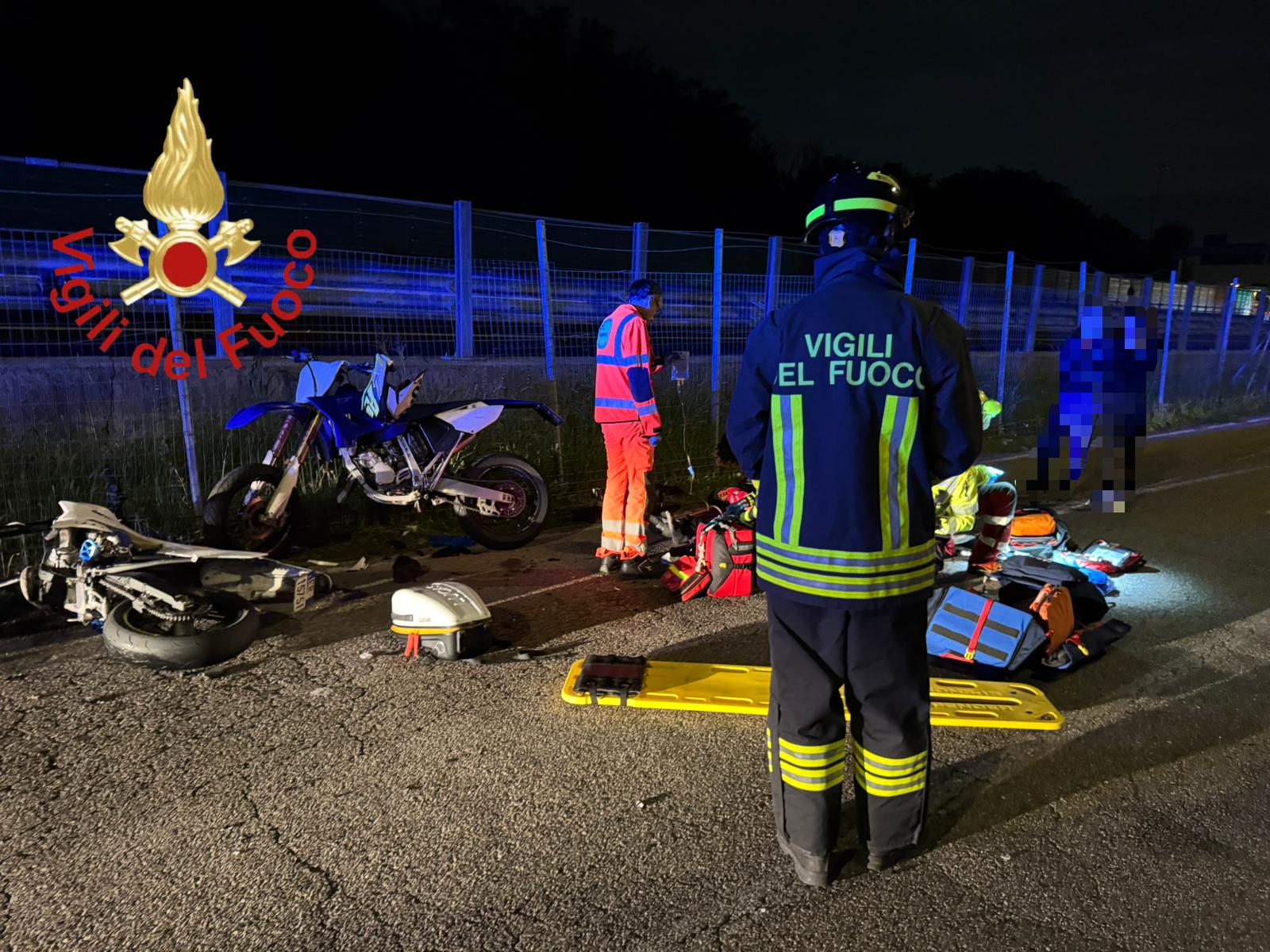 Tragico incidente tra moto in provincia di Como: morti due giovani ...