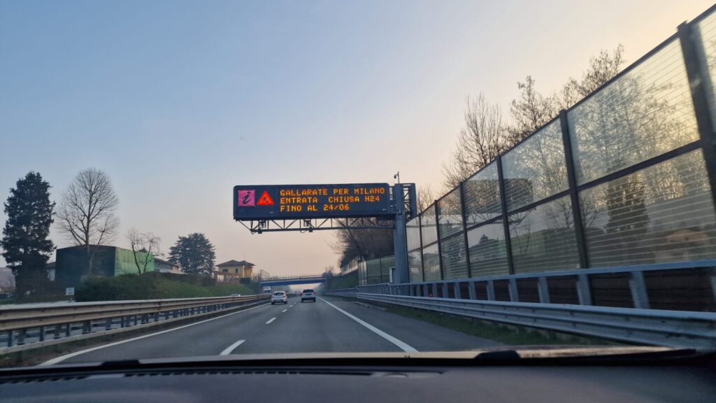 Autostrada a8