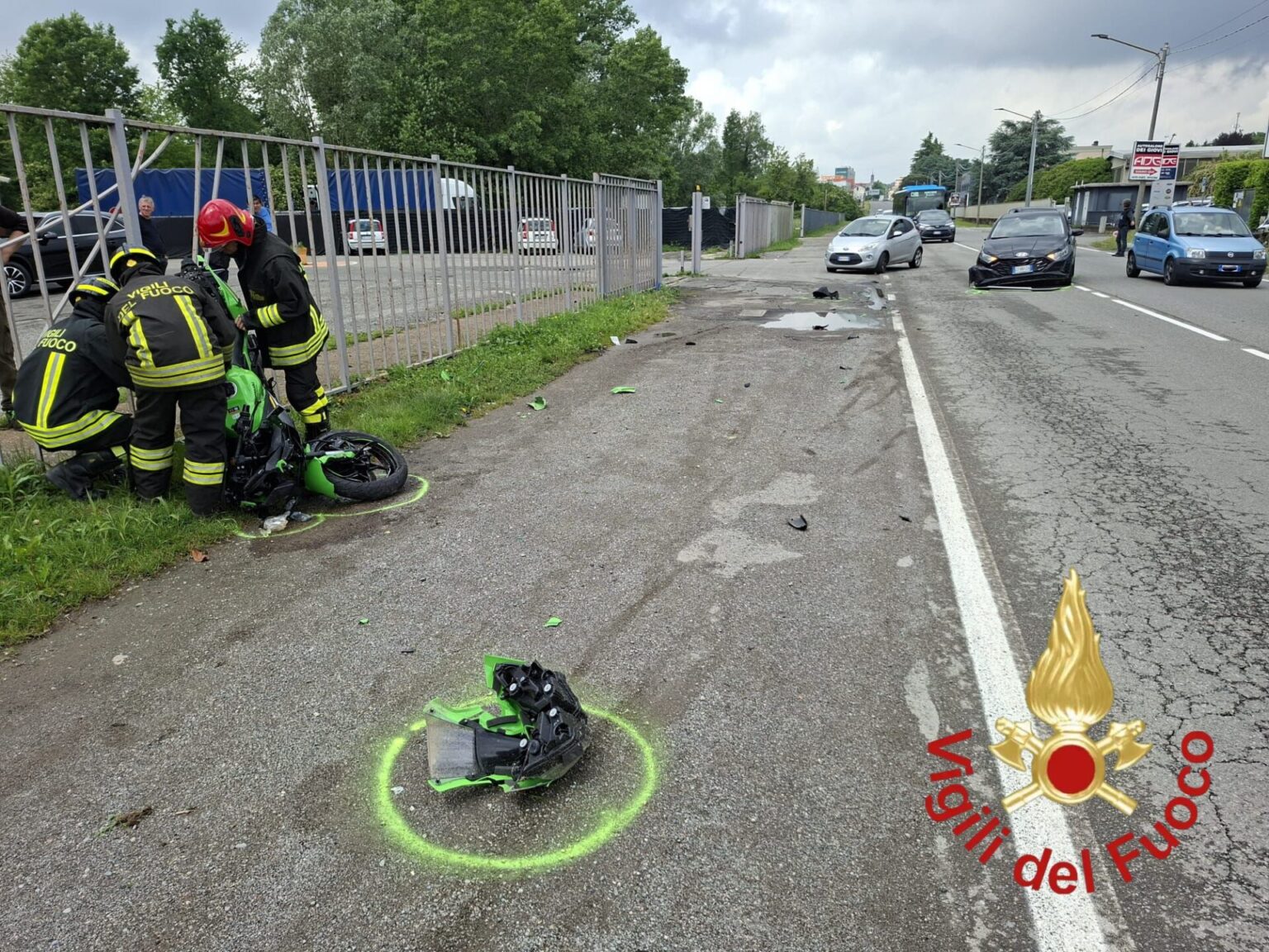 Provincia di Como, dopo lo scontro con l'auto motociclista finisce in ...