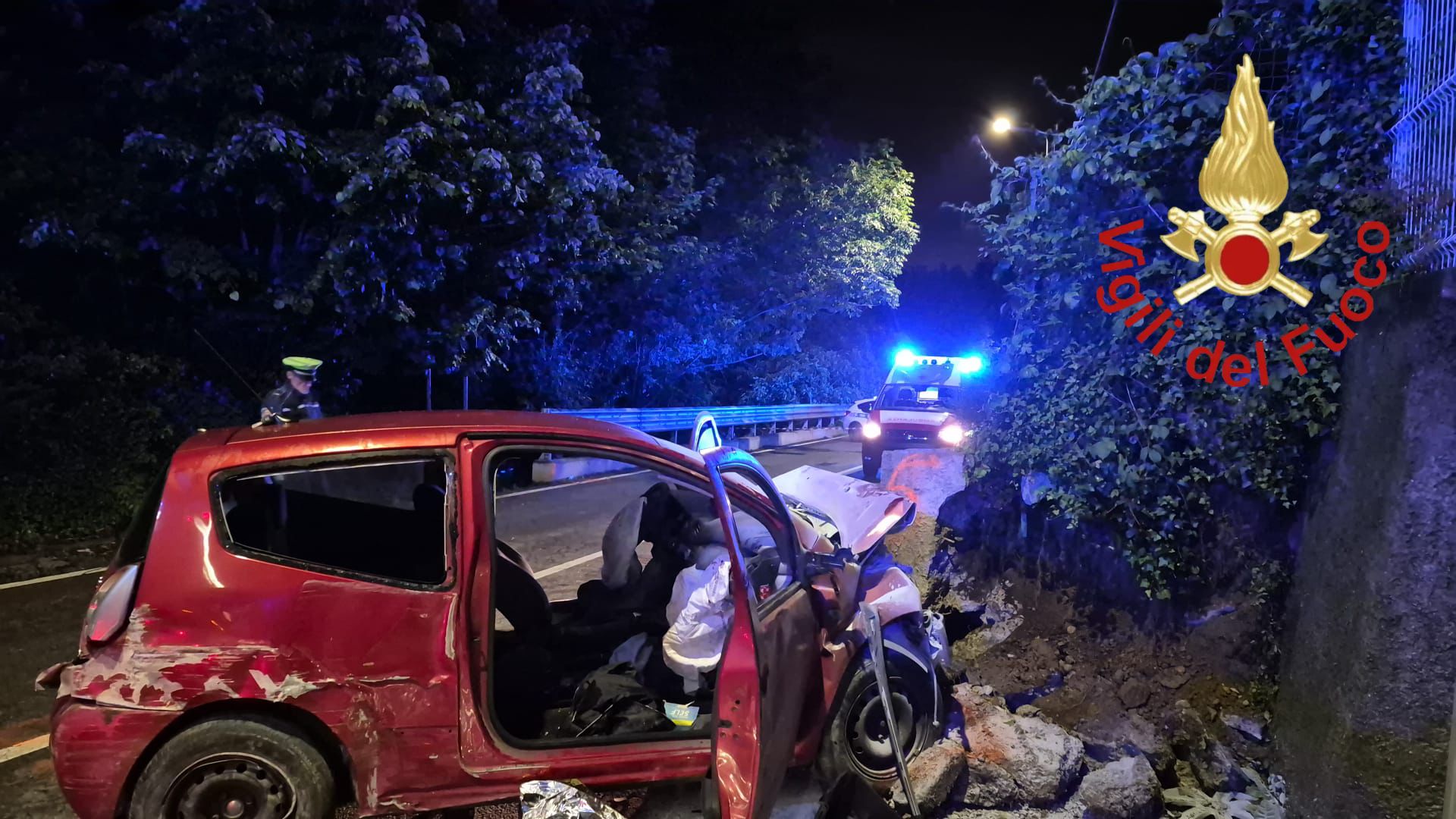 Como, tragedia nella notte: muore in un incidente stradale un giovane ...