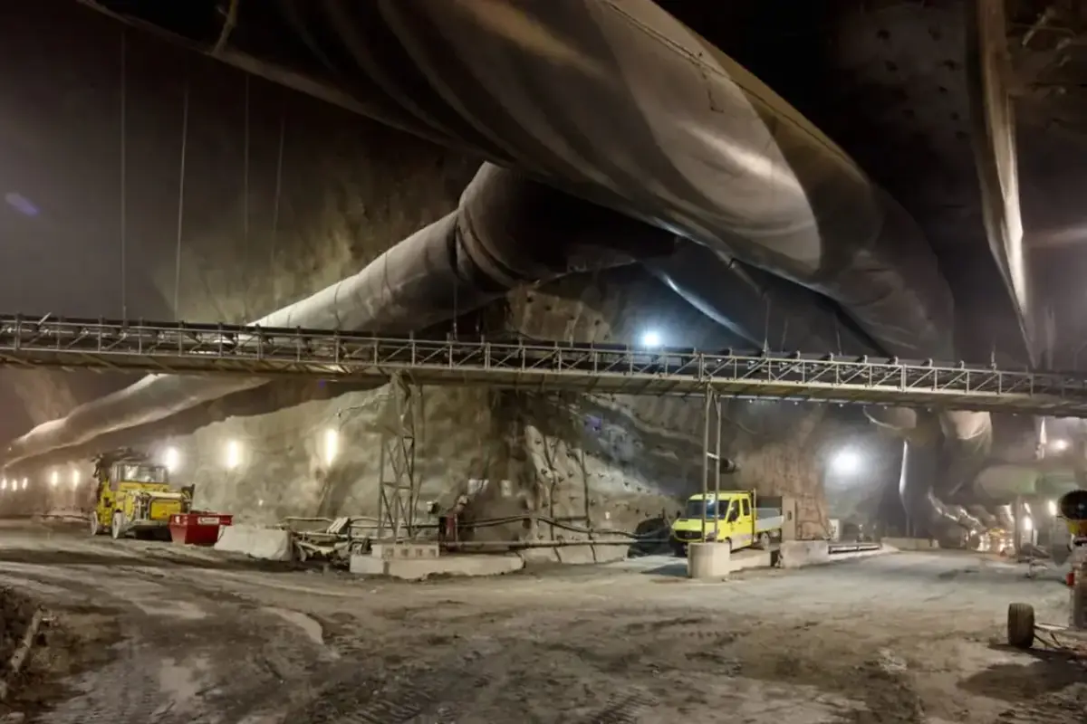 costruzione tunnel sotterraneo italia brennero