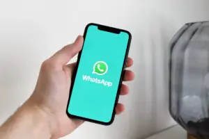 whatsapp smette funzionare