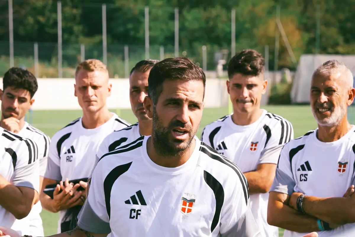 Cesc Fabregas durante l’allenamento del Como