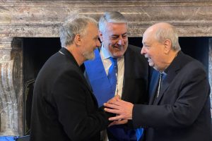 09dfb5a2-b84c-41d6-b6f7-4030e37a261a