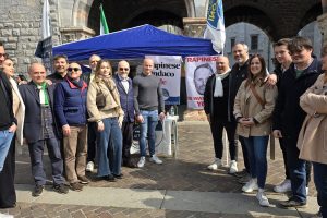gazebo fratelli d'italia