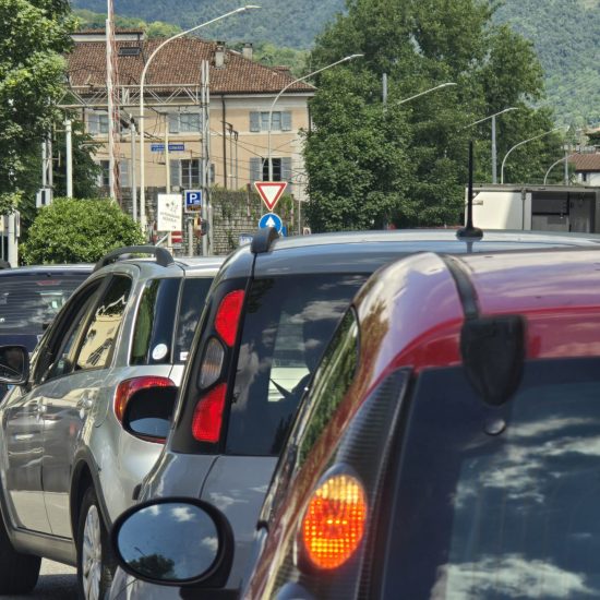 traffico viale lecco