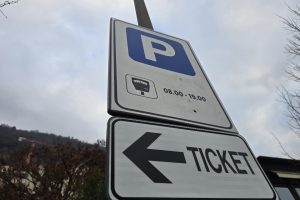 parcheggi parcometro cartello