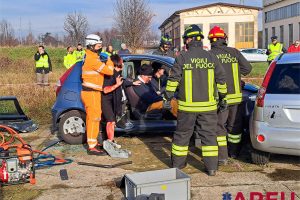 Esercitazione AAT MB