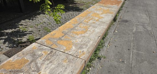panchine piazza volta