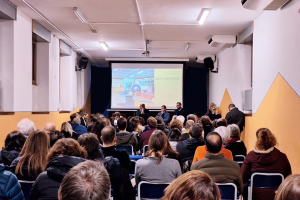 251107_12_Assemblea-circa 120 presenti