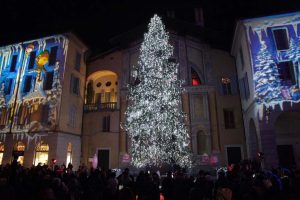 Accensione albero città dei balocchi (7)
