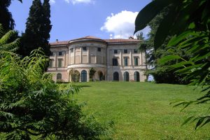 AnzanodelParco_VillaCarcanoFacciataSud