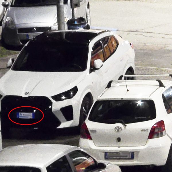 Auto-Divieto-Sosta-Borghi-4