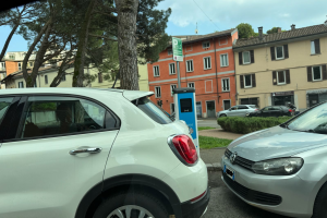 Auto-Elettriche-Colonnina-Via-Fiume-1