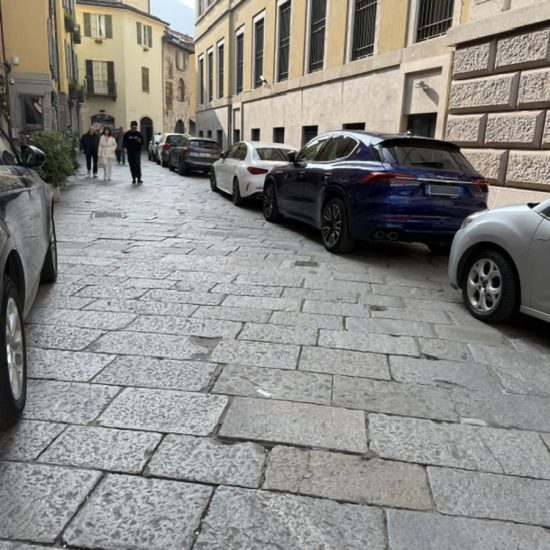 Auto-Parcheggi-Via-Muralto (1)