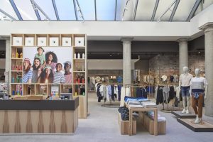 Benetton Como1
