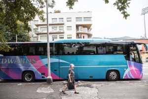 Bus_-8888