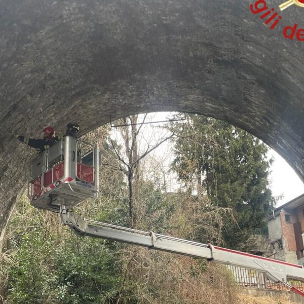 Calcinacci-via-Al-Piano-Vigili-Fuoco