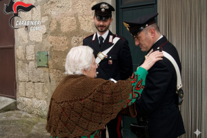 Carabinieri-Anziana-Migliorata