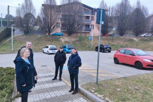 Casnate con Bernate via Verdi area mercato