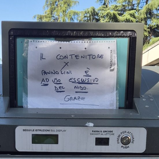 Cassonetto-Smaltimento-Pannolini-Zezio-1