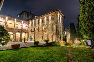 Castello-Casiglio-esterno-notte