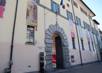 Como - Pinacoteca Ph. Tea Web Sas