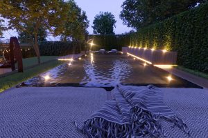 Como_V.Emanuele_Giardinogiardino-10-piscina-divanetti-1