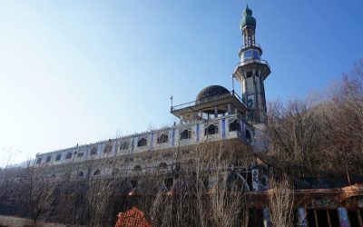 Consonno - il minareto-galleria dei negozi