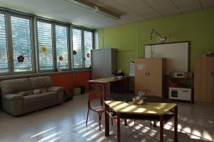 Una delle aule della scuola Corridoni