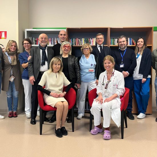 Donazione-Living-Divani-Ospedale-Sant-Anna