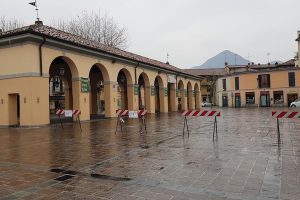 Piazza del Mercato senza auto