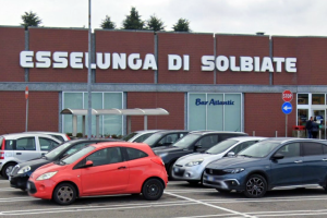 Esselunga-Solbiate-con-Cagno