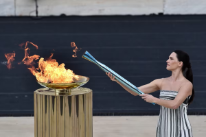 Fiamma-Olimpica-Milano-Cortina