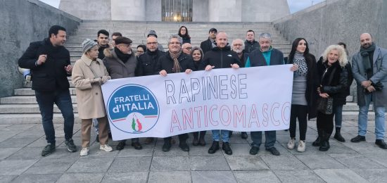 Fratelli-dItalia-Manifestazione-FdI-Parcheggi-1