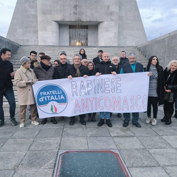 Fratelli-dItalia-Manifestazione-FdI-Parcheggi-1