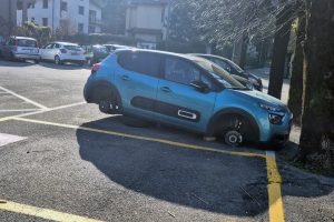 Furto-Pneumatici-Canzo