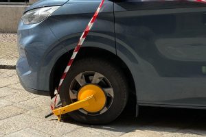 Ganasce-Polizia-Locale-Divieti-Sosta-Centro-Storico-1