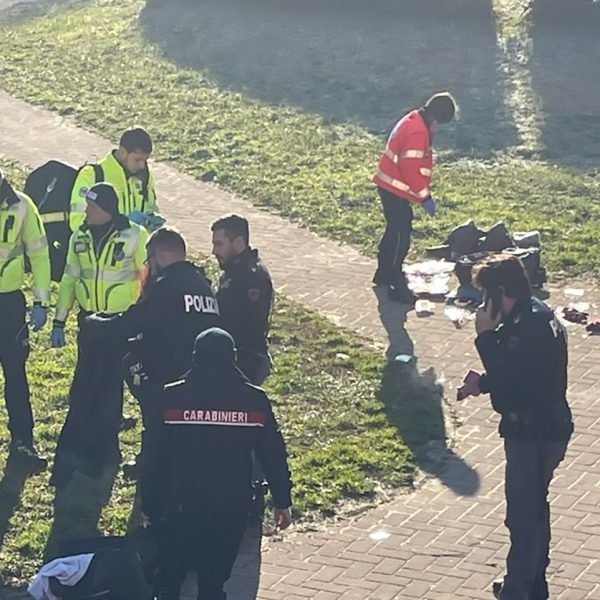 Giardino-Rose-Polizia-Carabinieri