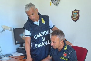 Guardia-Di-Finanza (11) Guardia-Di-Finanza (11)