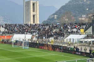 Stadio curva ospiti monumento