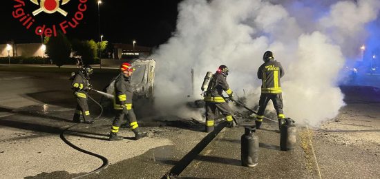 Incendio-Camper-Orsenigo