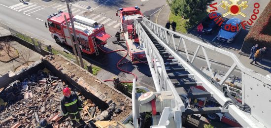 Incendio-Tetto-Bulgarograsso (1)