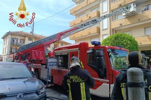 Incendio-Tradate-Vigili-del-Fuoco