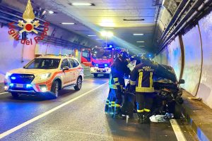 Incidente-Galleria-Cernobbio-Vigili-Fuoco-1 Incidente-Galleria-Cernobbio-Vigili-Fuoco-1