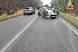 Incidente-Mariano-Comense-Vigili-Fuoco-1 (1)
