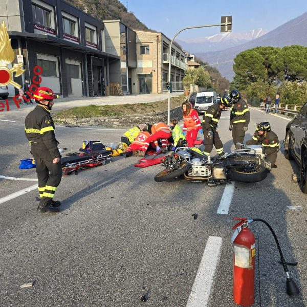 Incidente-Regina-Carate-Urio-Vigili-Fuoco (1)